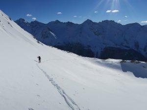 gefuehrte-skitour-tirol