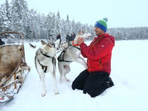 Erlebnisreise-Hundeschlittenfahren-Finnland
