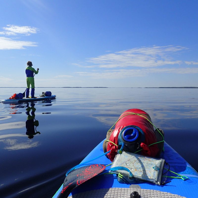 Standup-Paddeln als geführte Abenteuerreise auf der finnischen Seenplatte entspannt und bietet Naturgenuss